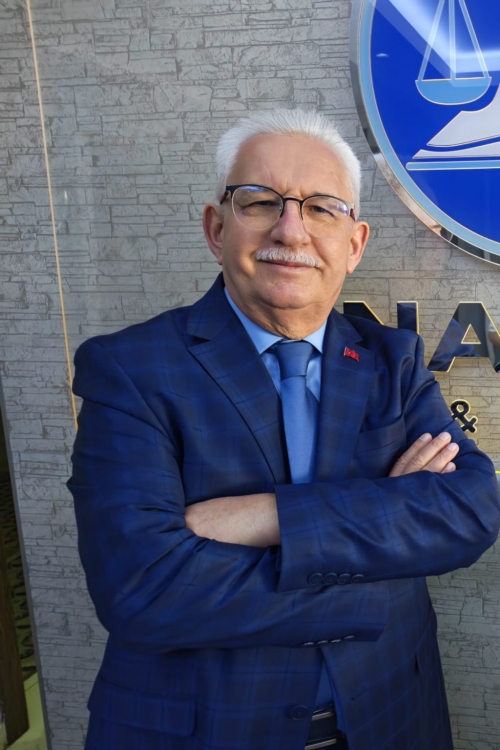 Celal Mümtaz AKINCI